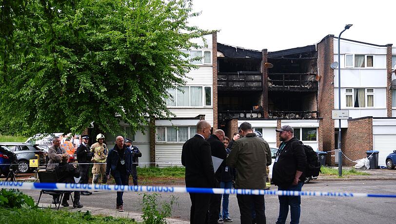 Die Polizei wurde zu dem Hausbrand gerufen.