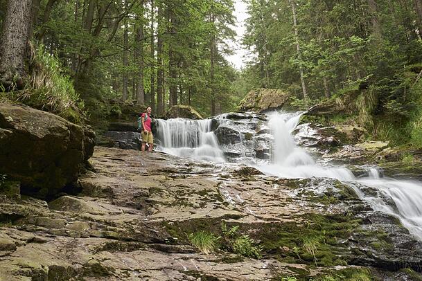 Die Ri&szlig;lochwasserf&auml;lle sind Teil der Tagestour "Wildes-Wasser-Weg&ldquo;.