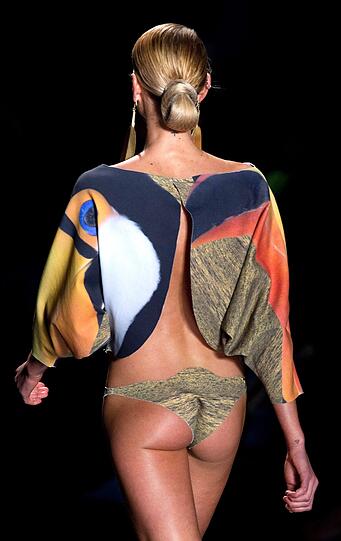 Gewagte Kleider und viel nackte Haut: Das ist die Fashion Week in Sao Paulo.