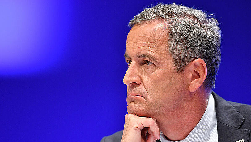 Sorgenvoller Blick: EnBW-Chef Frank Mastiaux kündigt einen verschärften Sparkurs an. Foto: Uwe Anspach Sorgenvoller Blick: EnBW-Chef Frank Mastiaux kündigt einen verschärften Sparkurs an. Foto: Uwe Anspach