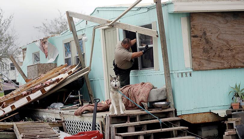 Tropensturm "Harvey" wütet über Texas - der US-Staat versinkt im Chaos.