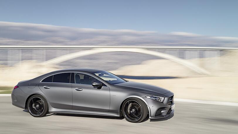 Mercedes hat bereits mit der Auslieferung des neuen CLS begonnen. Mercedes hat bereits mit der Auslieferung des neuen CLS begonnen.