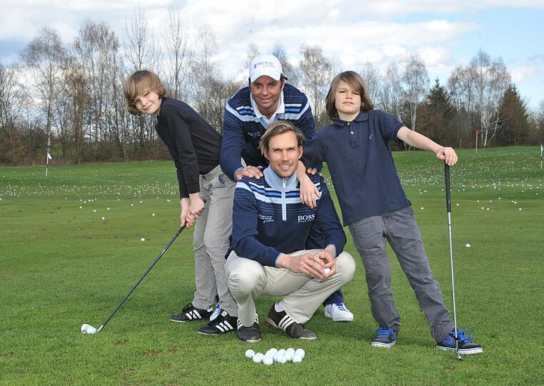 Kinder können in Thalkirchen den Golfschläger schwingen. (Symbolbild)