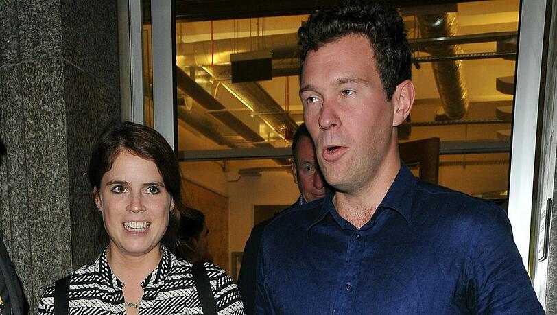 Prinzessin Eugenie und Jack Brooksbank feiern ihren zweiten Hochzeitstag. Prinzessin Eugenie und Jack Brooksbank feiern ihren zweiten Hochzeitstag.