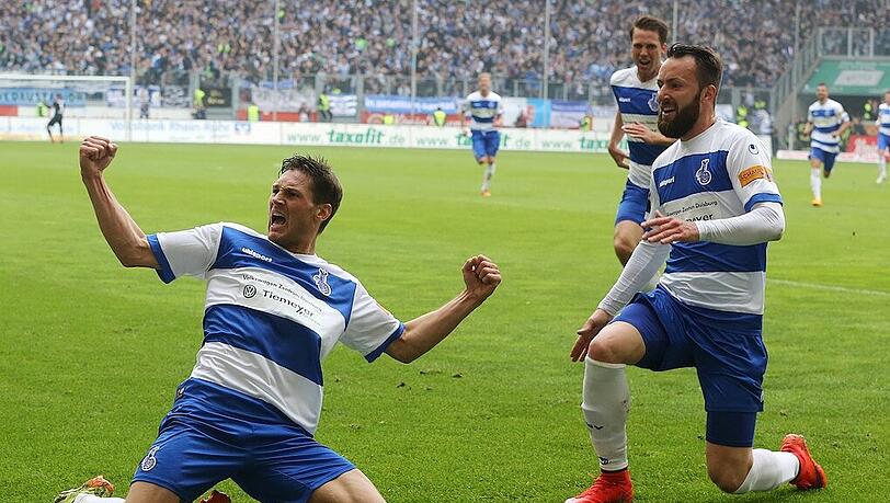Jubel über den Aufstieg: Der MSV Duisburg kehrt in die Zweite Liga zurück. Jubel über den Aufstieg: Der MSV Duisburg kehrt in die Zweite Liga zurück.