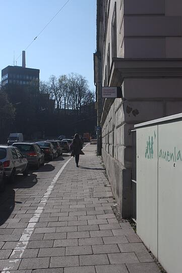 Das alte Zacherlbräu an der Ohlmüllerstraße in der Au wird teilweise abgerissen. Hier soll die neue Verwaltung von Paulaner in zwei Jahren einziehen. Die Bilder.