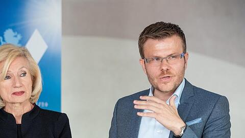 Der Spitzenkandidat für die Nürnberger OB-Wahl, Marcus König, und die Kulturreferentin Julia Lehner (beide CSU). Foto: Daniel Karmann/Archiv