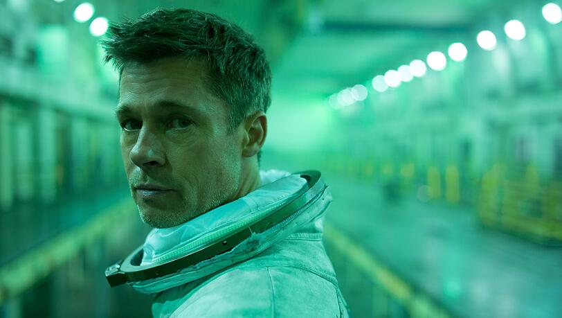 "Einsamkeit ist universell, wir alle durchleben sie an bestimmten Punkten unserer Existenz", sagt Brad Pitt. "Einsamkeit ist universell, wir alle durchleben sie an bestimmten Punkten unserer Existenz", sagt Brad Pitt.