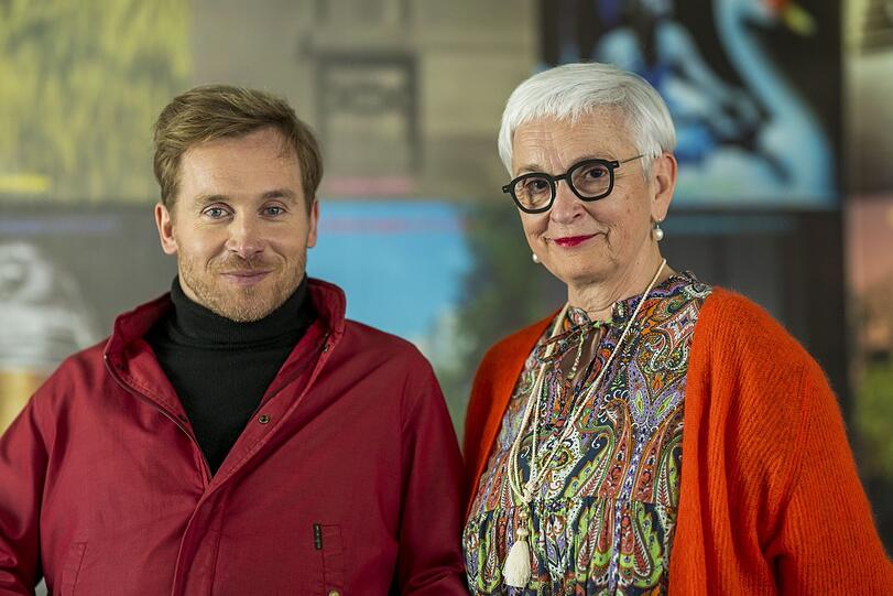 Der Schauspieler Samuel Koch und die Intendantin Barbara Mundel nach Vorstellung des Programms der Münchner Kammerspiele zur für Saison 2024/2025.