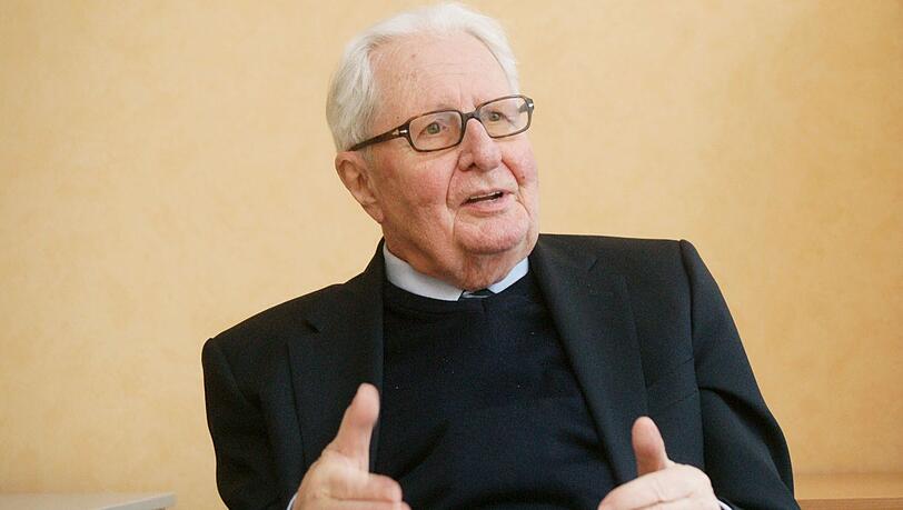 Ihr politisches Vorbild: Alt-OB Hans-Jochen Vogel. Ihr politisches Vorbild: Alt-OB Hans-Jochen Vogel.