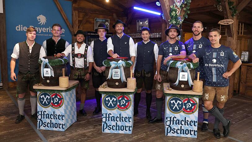 Die Dreier-Teams der Tölzer Löwen, des EHC und von 1860 kämpften um den Titel des Wiesn-Champions von Sponsor Hacker Pschorr.