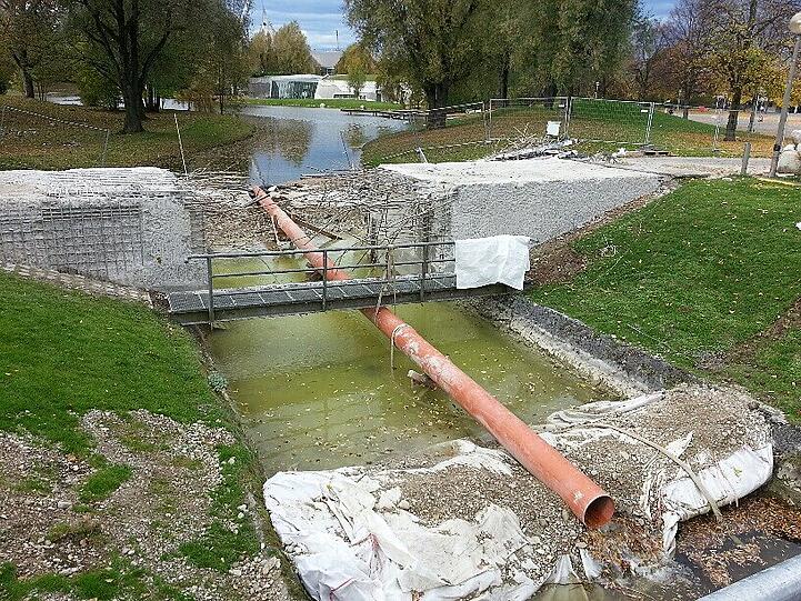 Sanierung einer Fußgänger-Brücke im Olympiapark. Foto: Strasser