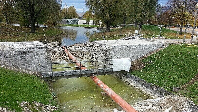 Sanierung einer Fußgänger-Brücke im Olympiapark. Foto: Strasser