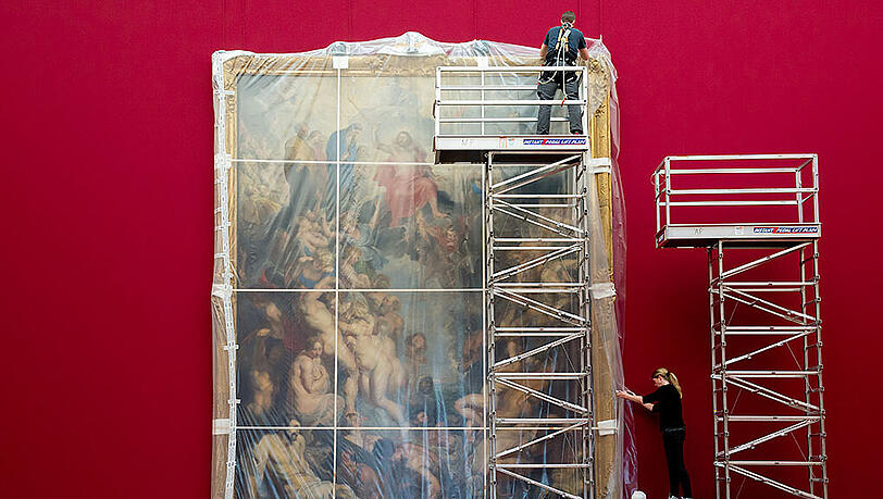 Die Umbau- und Sanierungsarbeiten in der Alten Pinakothek sollen noch bis 2018 andauern. Die Umbau- und Sanierungsarbeiten in der Alten Pinakothek sollen noch bis 2018 andauern.