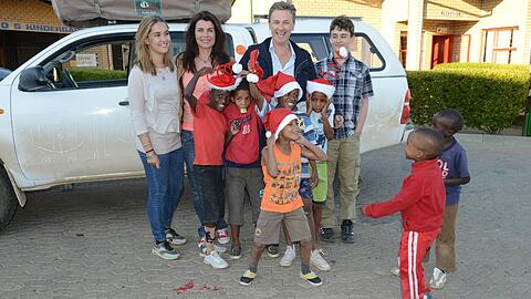 Ein unvergessliches Erlebnis: 2014 war Timothy Peach mit seiner Frau Nicola sowie den Kindern Tiffany (19) und Nelson (13) im SOS-Kinderdorf in Namibia.