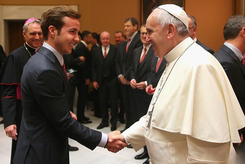 Große Ehre für den FC Bayern: Die Bilder von der Privataudienz bei Papst Franziskus.