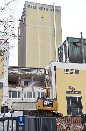 Bilder vom Abriss der Paulaner-Brauerei am Nockherberg. In der Au wurde die Kapazitätsgrenze erreicht, jetzt braut Paulaner in Langwied.