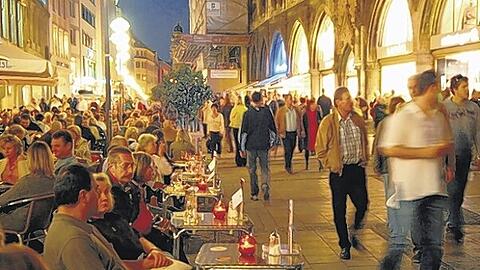 Rund 200000 Besucher werden am 12. September zur langen Shoppingnacht in der Münchner Innenstadt erwartet.