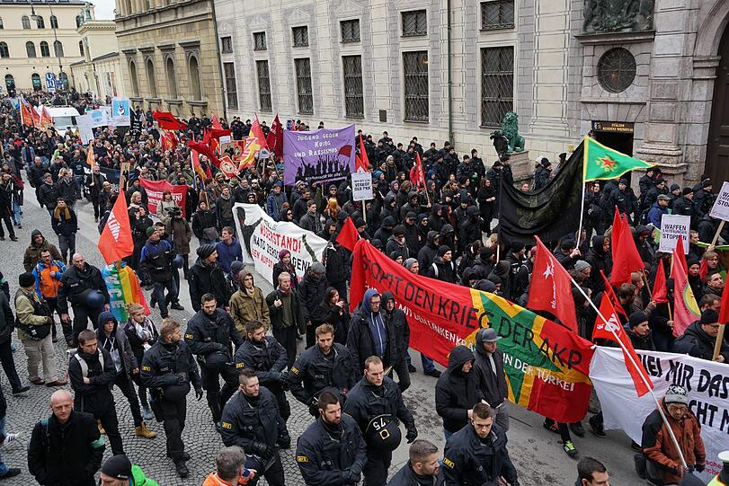 Die Bilder zur Demonstration gegen die Sicherheitskonferenz in München...