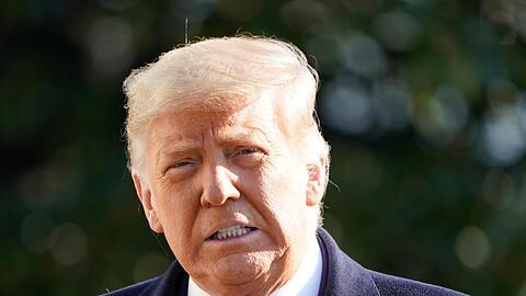 In der Amtszeit des früheren Präsidenten Donald Trump hat sich die US-Regierung nach einem Bericht der "Washington Post" heimlich Telefondaten von drei Reportern der renommierten Zeitung beschafft.