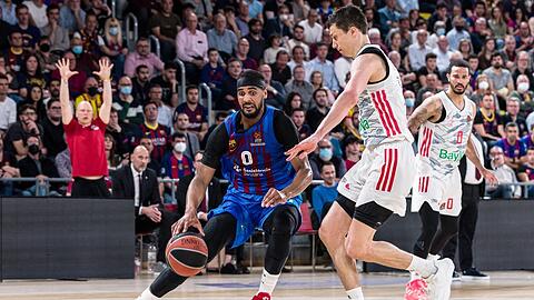 Ein "Kernstück" bei Bayerns Basketballern: Vladimir Lucic (r.).