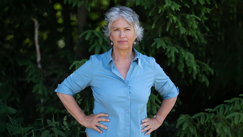 Damit Felder im Besitz von Bauernfamilien bleiben, hat Gisela Sengl von den Grünen einen Gesetzentwurf eingebracht. Damit Felder im Besitz von Bauernfamilien bleiben, hat Gisela Sengl von den Grünen einen Gesetzentwurf eingebracht.