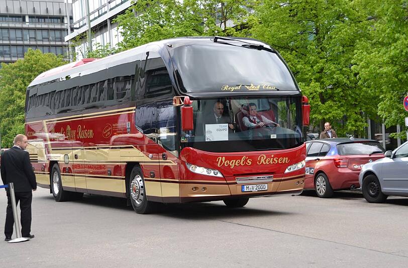 Ankunft von Real Madrid vor dem Hotel "Hilton" in München - die Bilder.