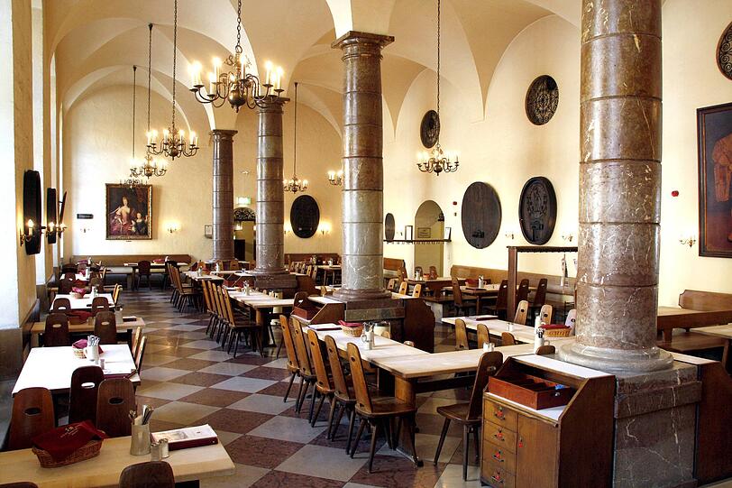 So kennen die M&uuml;nchner ihre Weinstube. Das Bild ist aus dem Jahr 2009. Doch auch nach dem Umbau hat sie sich kaum ver&auml;ndert.