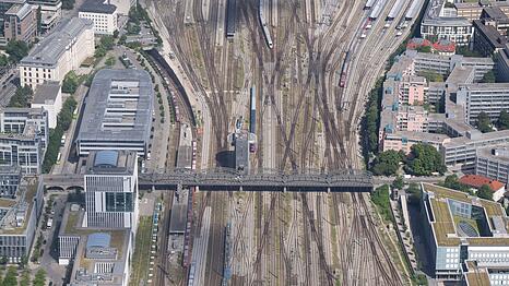 &Uuml;ber 30 Gleise gibt es am Hauptbahnhof in M&uuml;nchen. (Archivbild)