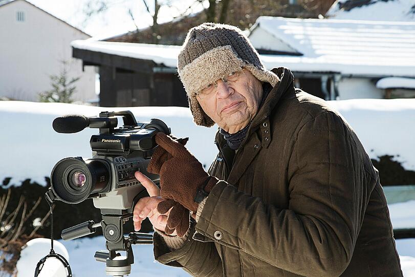 Schauspieler Gerhard Polt als Hans A. Pospiech in einer undatierten Filmszene des Kinofilms "Und Äktschn!". Die Komödie kommt am 06.02.2014 in die deutschen Kinos.