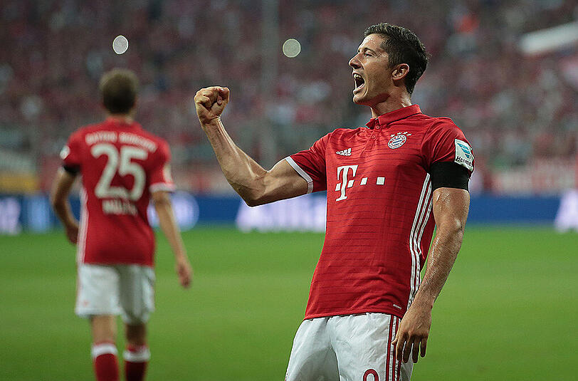 Robert Lewandowski erzielte gegen Werder Bremen drei Tore.