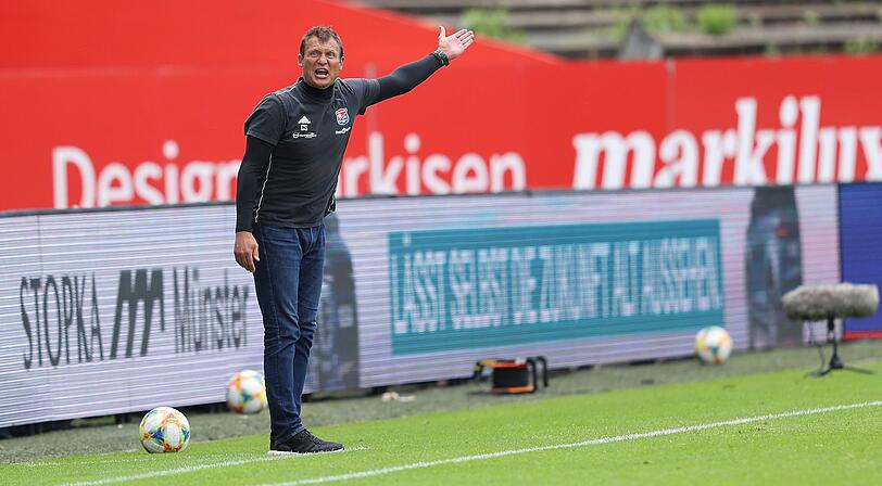 Nicht ganz zufrieden mit seinem Team: Claus Schromm.