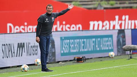 Nicht ganz zufrieden mit seinem Team: Claus Schromm.