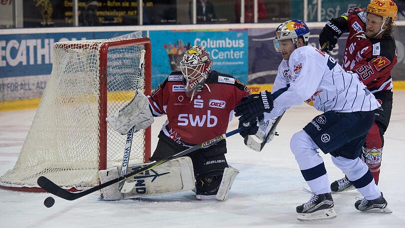Der EHC München in der Meisterschaftsrunde gegen die Pinguins.