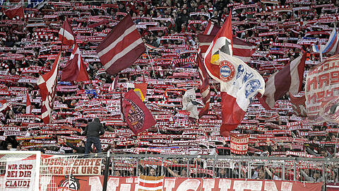 Auch die organisierten Fans des FC Bayern lehnen die strengeren Pläne des KVR ab. (Symbolbild)