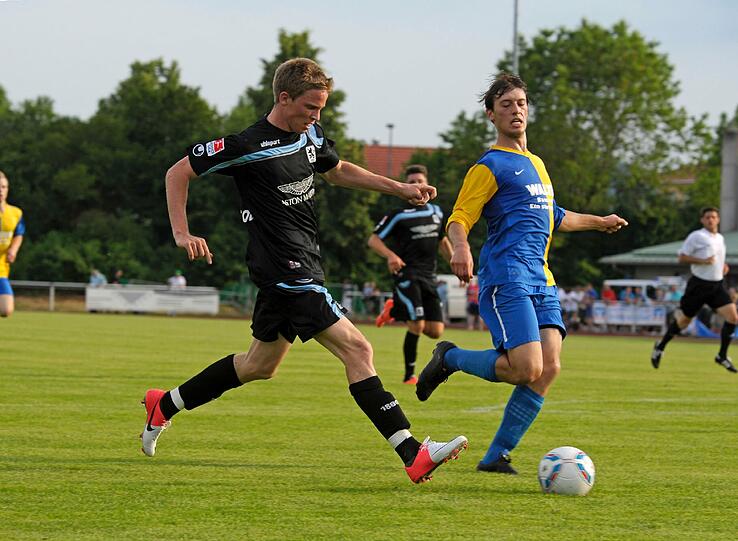 In seinem ersten Auftritt gelingen Neuzugang Marin Tomasov auf Anhieb zwei Tore. Der Gegner spielt allerdings nur in der Kreisliga A.