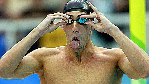 Wurde wegen seiner Wasserpfeifen-Affäre drei Monate gesperrt: Michael Phelps. Wurde wegen seiner Wasserpfeifen-Affäre drei Monate gesperrt: Michael Phelps.
