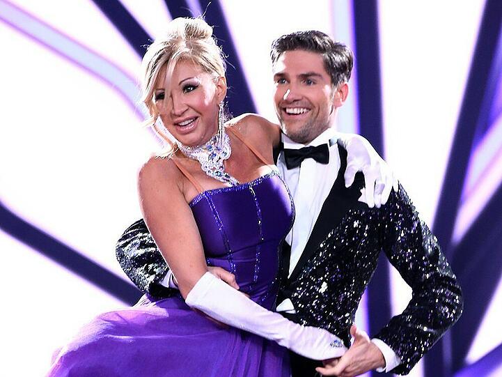 Carmen Geiss und Tanzpartner Christian Polanc haben es ins Halbfinale geschafft