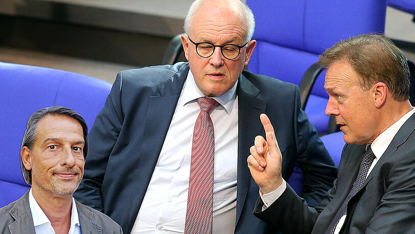 AZ-Politikredakteur Clemens Hagen über den Kuschelkurs der Großen Koalition. AZ-Politikredakteur Clemens Hagen über den Kuschelkurs der Großen Koalition.