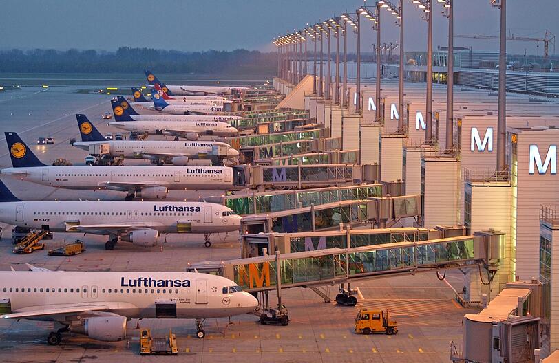 Vom Münchner Flughafen aus startete die neue Boing 747-8 nach Düsseldorf. Mit an Board AZ-Reporter Rudol Huber.