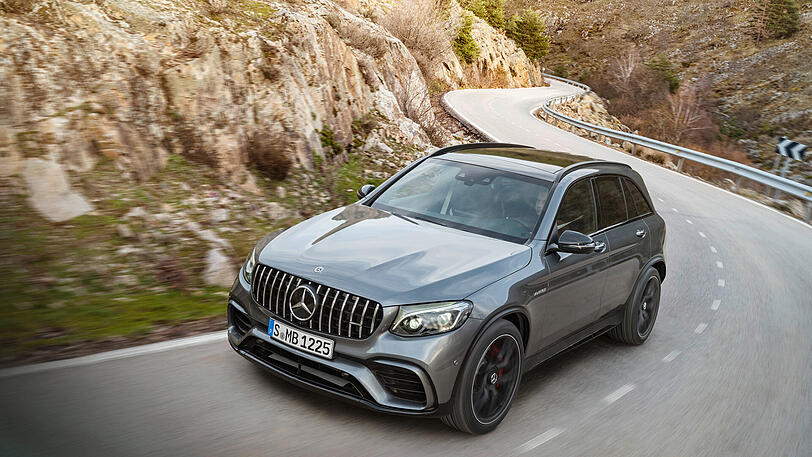 Die Front des neuen AMG-SUV-Flaggschiffs erinnert an die der GT-Modelle.