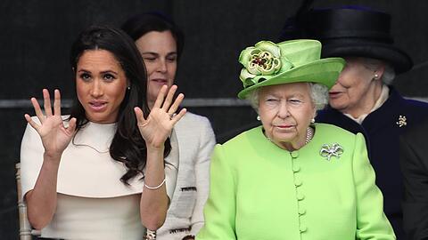 Vor vier Jahren bei einem öffentlichen Termin: Herzogin Meghan und die Queen