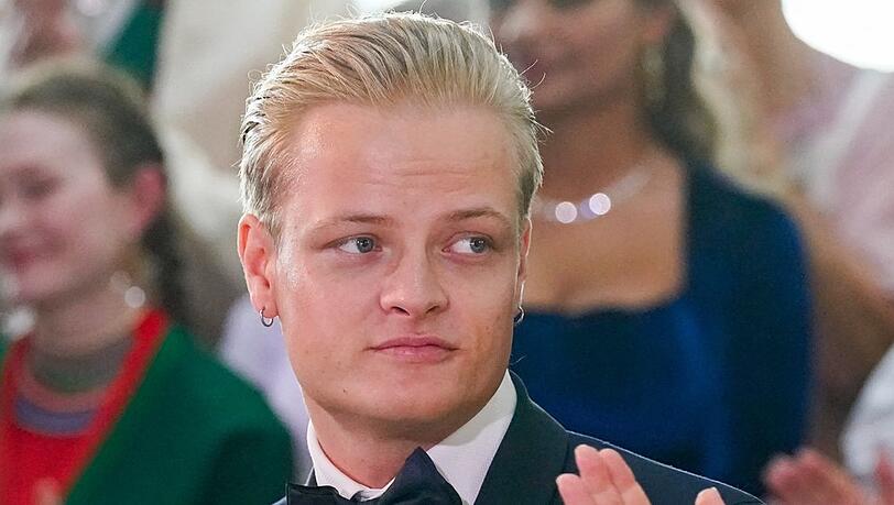 Marius Borg Høiby sieht sich mit schweren Vorwürfen konfrontiert. Marius Borg Høiby sieht sich mit schweren Vorwürfen konfrontiert.