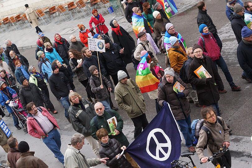 Ostermarsch durch München - die Bilder.
