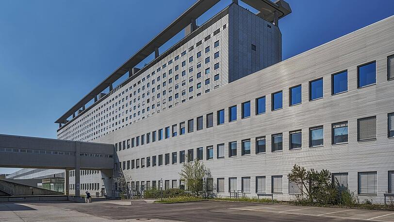 Das Klinikum Großhadern: Hier sind Blutkonserven bereits Mangelware. Das Klinikum Großhadern: Hier sind Blutkonserven bereits Mangelware.