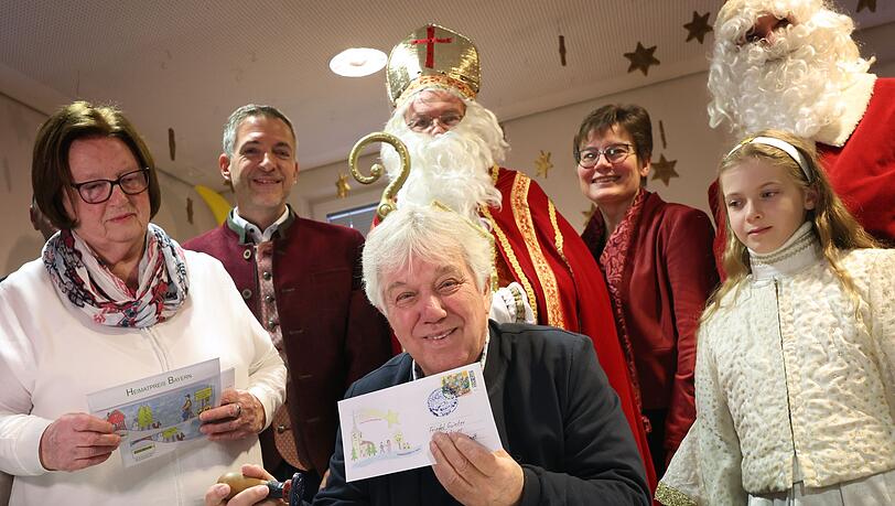In Himmelstadt gibt es das einzige bayerische Weihnachtspostamt - zur Eröffnung kam auch Musiker Rolf Zuckowski.