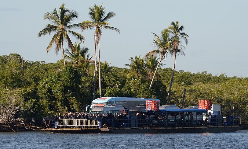 Sehen Sie hier weitere Bilder von der Ankunft der DFB-Elf in Brasilien!
