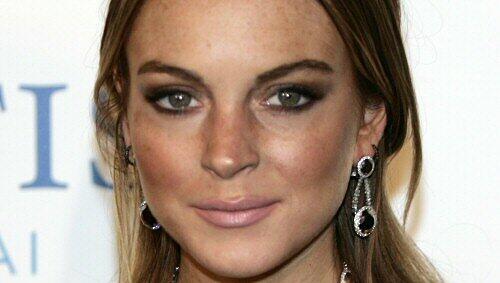 Schauspielerin Lindsay Lohan erntet wegen einer Klage viel Spott. Schauspielerin Lindsay Lohan erntet wegen einer Klage viel Spott.
