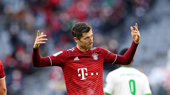 Robert Lewandowski führt den FC Bayern zum Sieg.