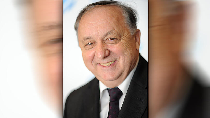 Norbert Hartl (SPD), bisher stellvertretender Präsident des Bayerischen Bezirketages und Vorsitzender der SPD-Stadtratsfraktion Regensburg. Norbert Hartl (SPD), bisher stellvertretender Präsident des Bayerischen Bezirketages und Vorsitzender der SPD-Stadtratsfraktion Regensburg.